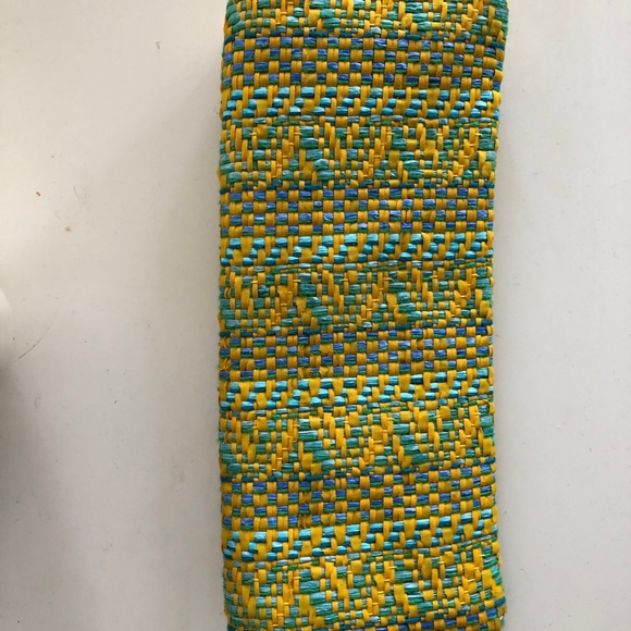 Henri Bendel clutch - Picture 3 of 5